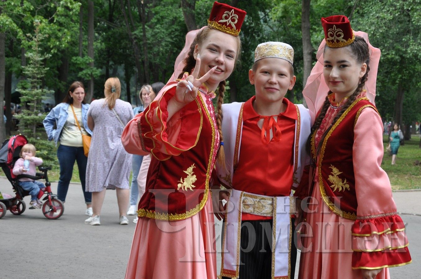 Чирмешәнлеләр Самара Сабан туена бардылар (ФОТОРЕПОРТАЖ)