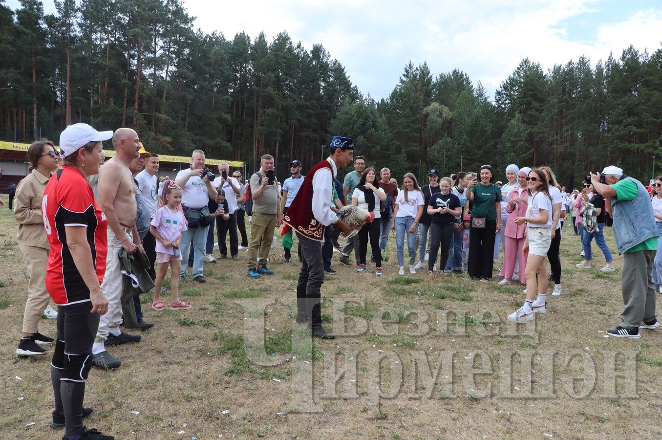 Журналисты газеты "Безнен Чирмешэн" ("Наш Черемшан") приняли участие в Медиа Сабантуе