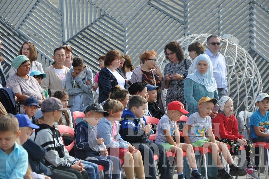 В Черемшане прошла акция "Помоги собраться в школу!" (ФОТОРЕПОРТАЖ)