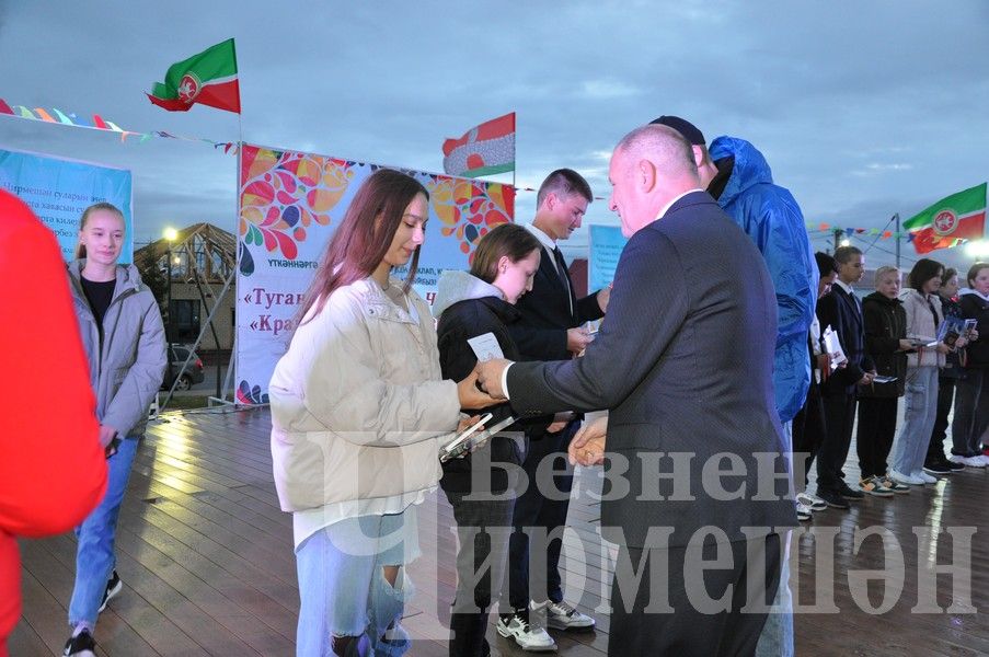 В Черемшане отметили  День Республики (ФОТОРЕПОРТАЖ)