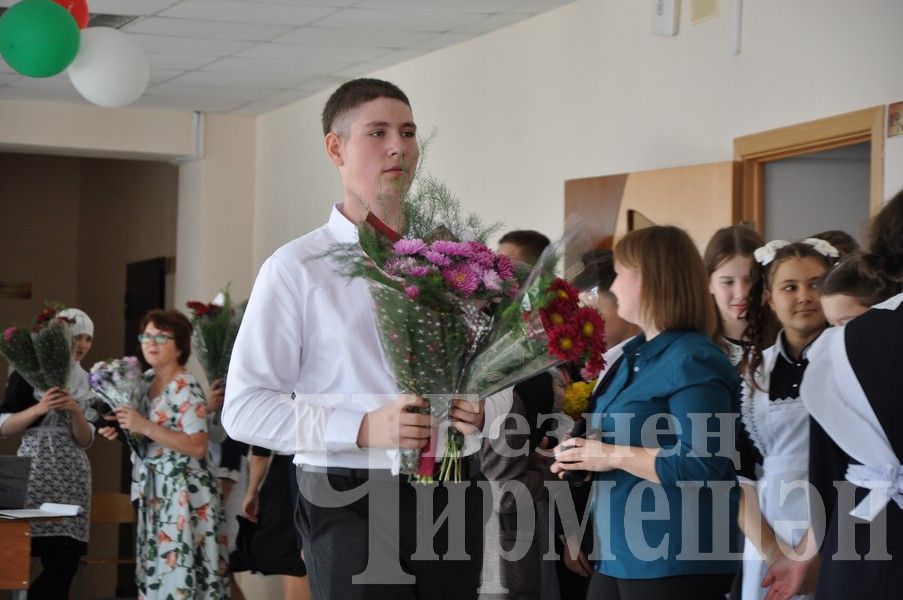 В школе Беркет Ключа прошел День знаний (ФОТОРЕПОРТАЖ)