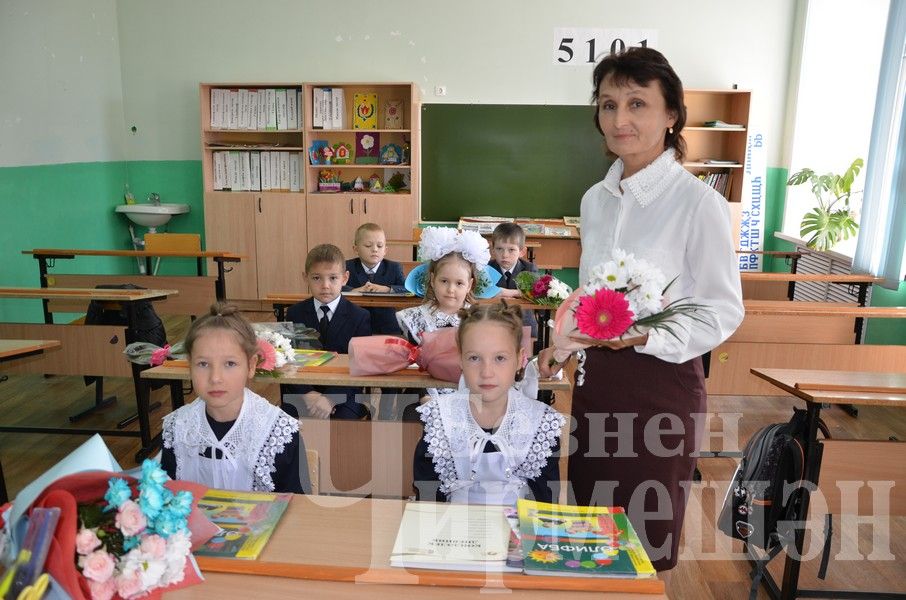 День знаний в Лашманской школе (ФОТОРЕПОРТАЖ)