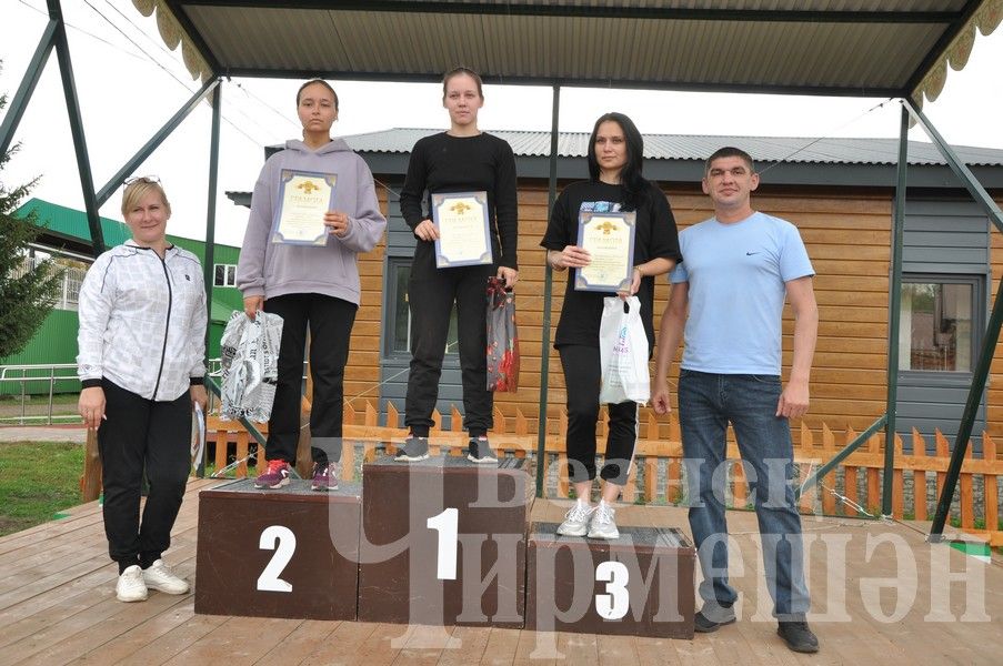 В Черемшане на Всероссийском дне бега награжденных было много (ФОТОРЕПОРТАЖ)