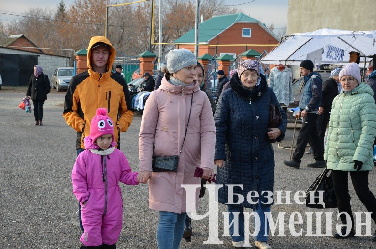 Черемшанский лицей принял участие в "Ярмарке добра" (ФОТОРЕПОПТАЖ)