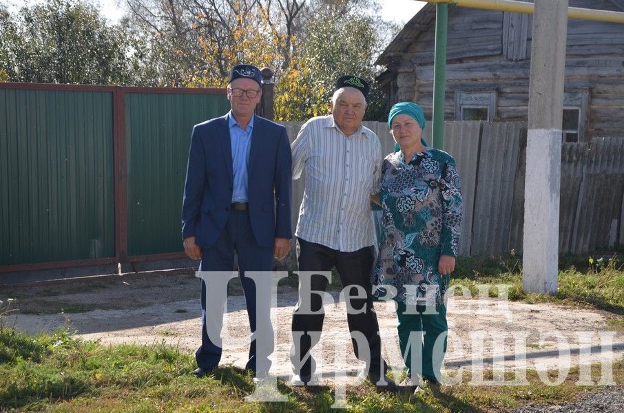 100-летнюю Муниру Гурьеву из Кызыл Яра поздравили с Днем пожилых (ФОТОРЕПОРТАЖ)