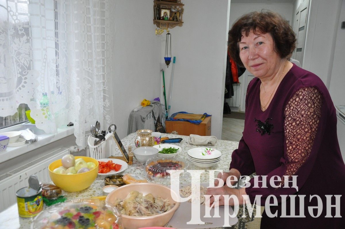 Александре Кузнецовой из Аккиреева исполнилось 90 лет (ФОТОРЕПОРТАЖ)