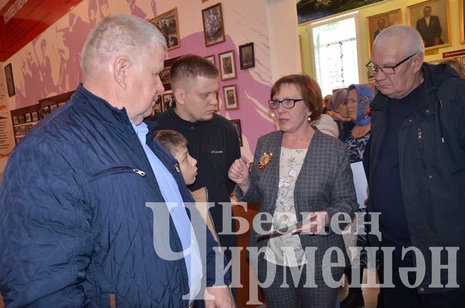 В Черемшане вручили извещения родственникам 23 погибших на войне (ФОТОРЕПОРТАЖ)