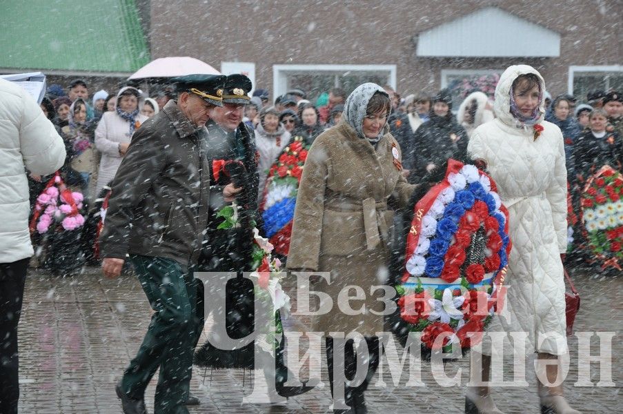 В Черемшане состоялся митинг в честь Дня Победы (ФОТОРЕПОРТАЖ)