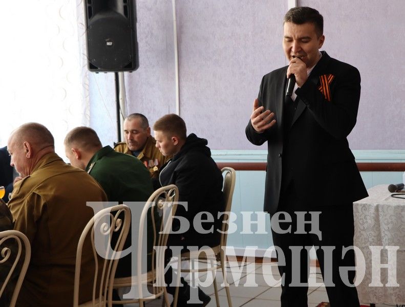 В Черемшане детей войны пригласили на праздничный обед (ФОТОРЕПОРТАЖ)