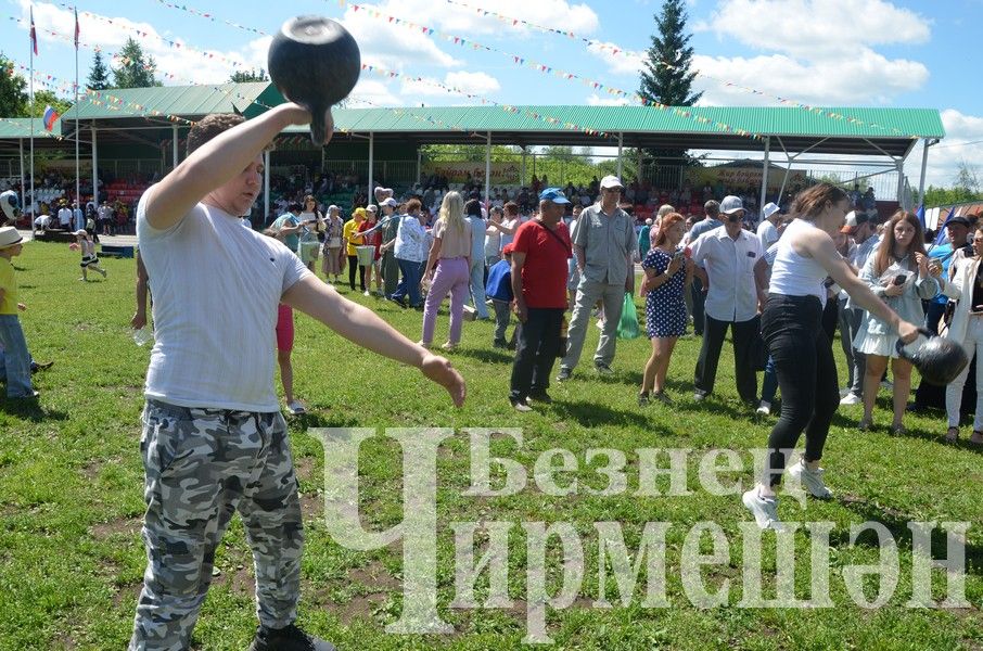 Сабантуй в Черемшане 2024: награждение по армреслингу и поднятию гири (ФОТОРЕПОРТАЖ)