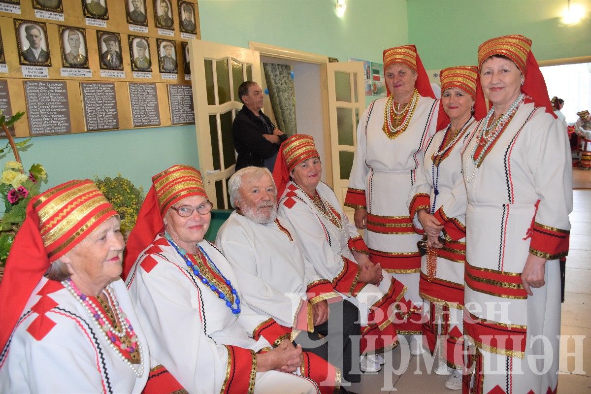 В селе Мордовское Афонькино на Троицу организовали большой праздник (ФОТОРЕПОРТАЖ)