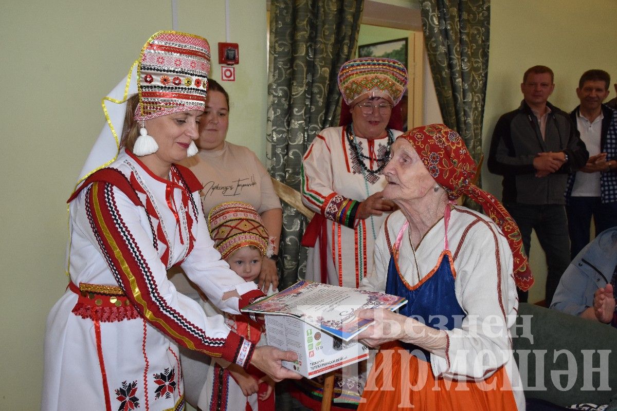 В селе Мордовское Афонькино на Троицу организовали большой праздник (ФОТОРЕПОРТАЖ)