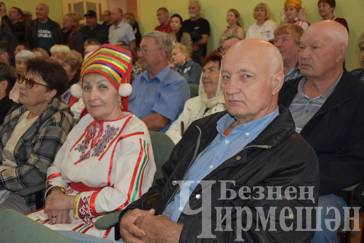 В селе Мордовское Афонькино на Троицу организовали большой праздник (ФОТОРЕПОРТАЖ)