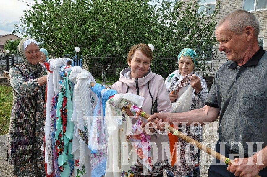 В Черемшане собирали подарки к Сабантую (ФОТОРЕПОРТАЖ)