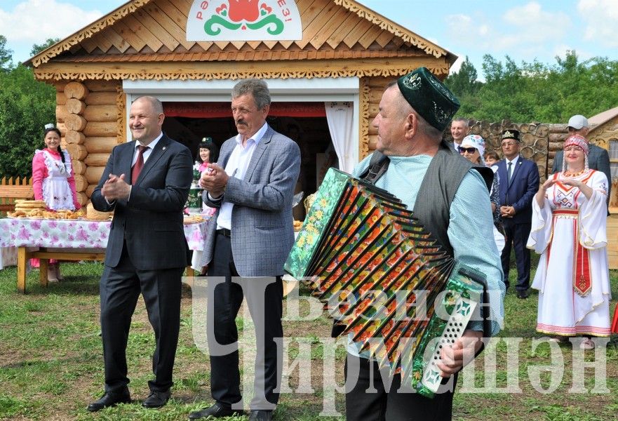 Сабантуй-2024 в Черемшане: открытие, национальные подворья, игры (ФОТОРЕПОРТАЖ)