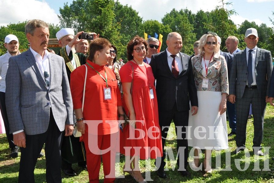 Сабантуй-2024 в Черемшане: открытие, национальные подворья, игры (ФОТОРЕПОРТАЖ)