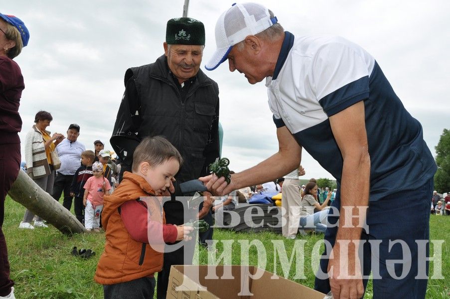 На Дне села в Яшавче батыром стал майор полиции (ФОТОРЕПОРТАЖ)