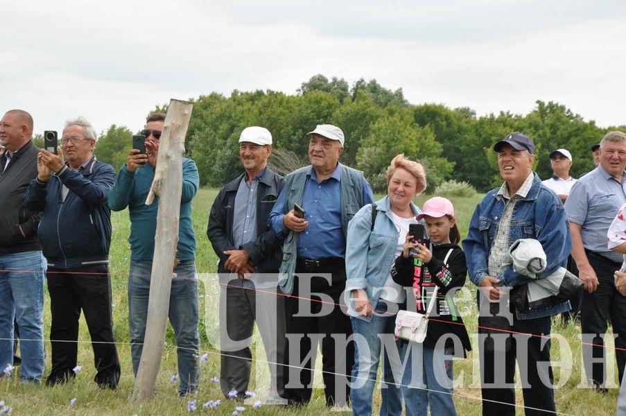 На Дне села в Яшавче батыром стал майор полиции (ФОТОРЕПОРТАЖ)