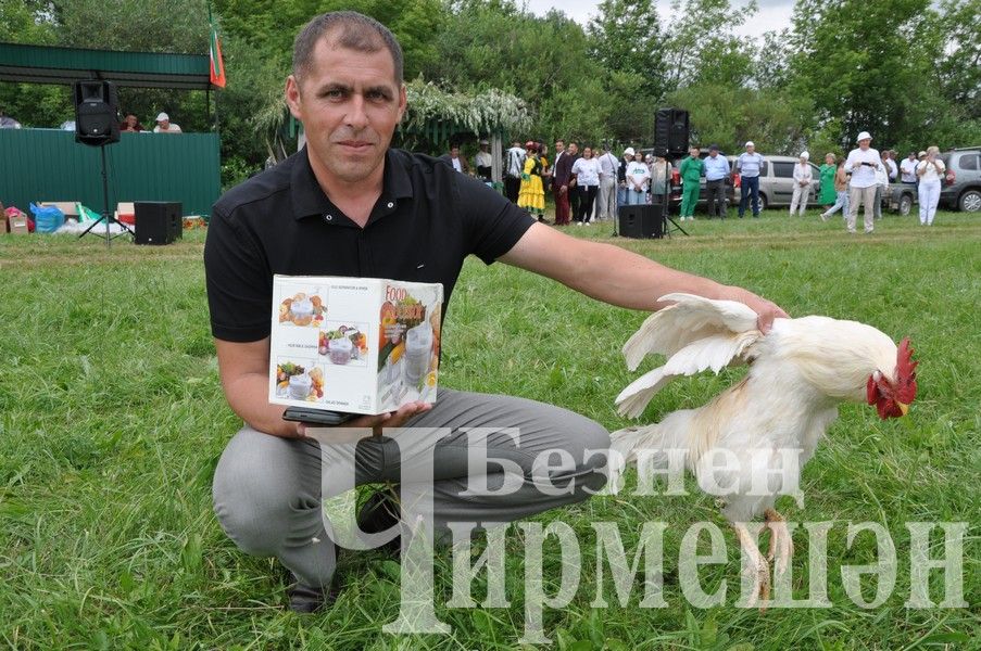 На Дне села в Яшавче батыром стал майор полиции (ФОТОРЕПОРТАЖ)