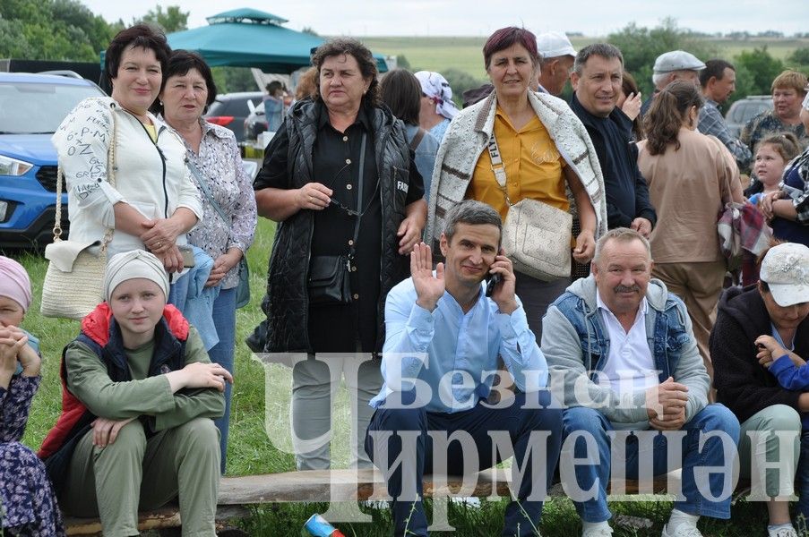 На Дне села в Яшавче батыром стал майор полиции (ФОТОРЕПОРТАЖ)