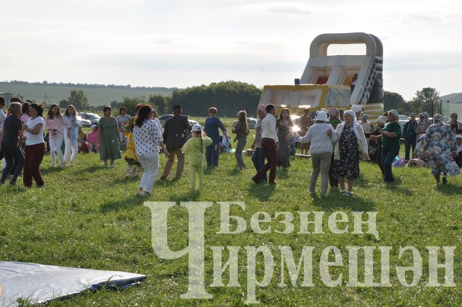 На Дне села в Яшавче батыром стал майор полиции (ФОТОРЕПОРТАЖ)