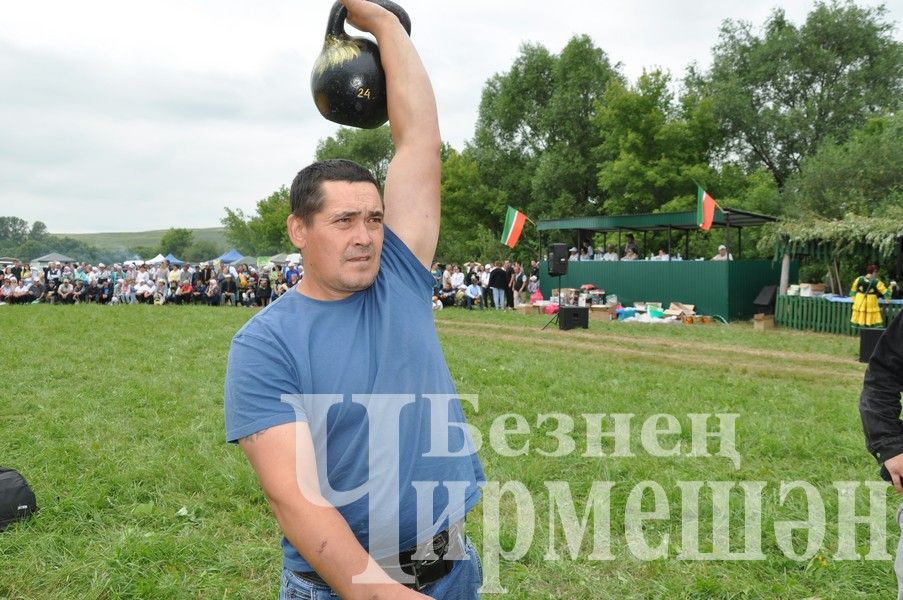 На Дне села в Яшавче батыром стал майор полиции (ФОТОРЕПОРТАЖ)