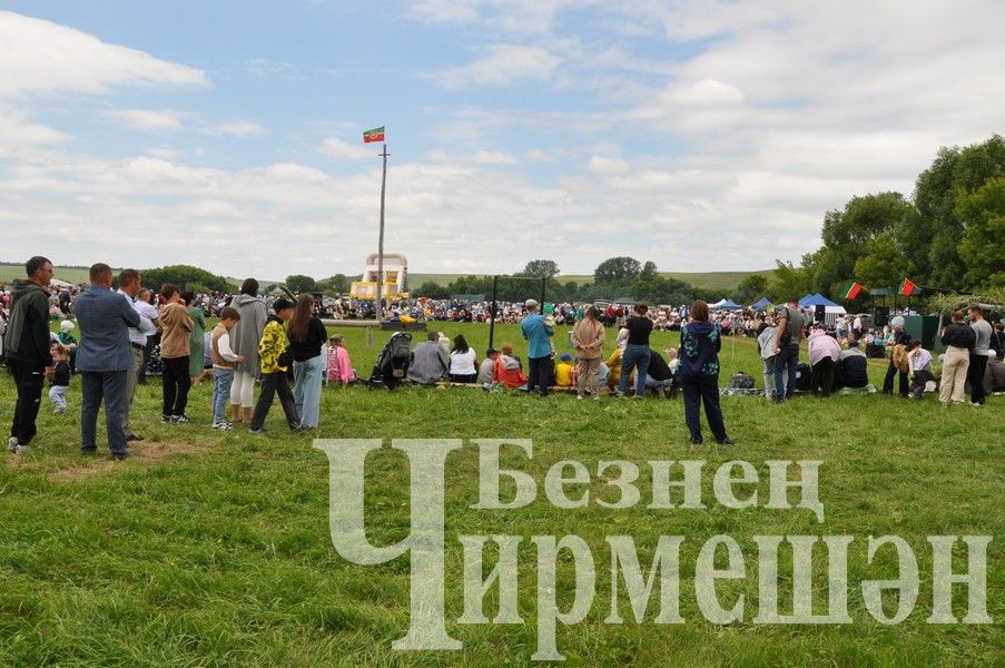 На Дне села в Яшавче батыром стал майор полиции (ФОТОРЕПОРТАЖ)