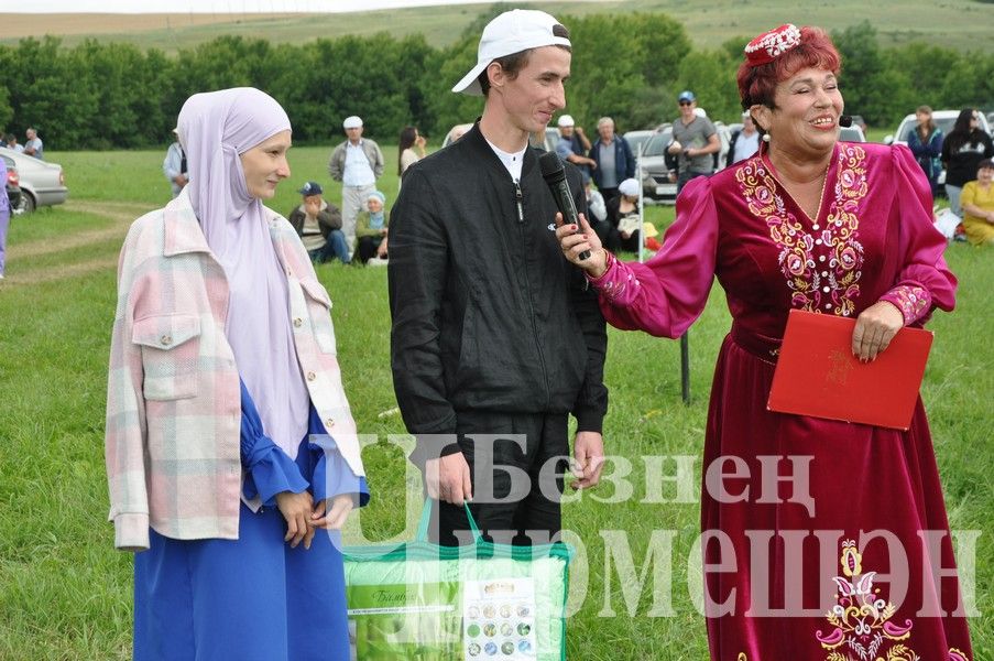 На Дне села в Яшавче батыром стал майор полиции (ФОТОРЕПОРТАЖ)