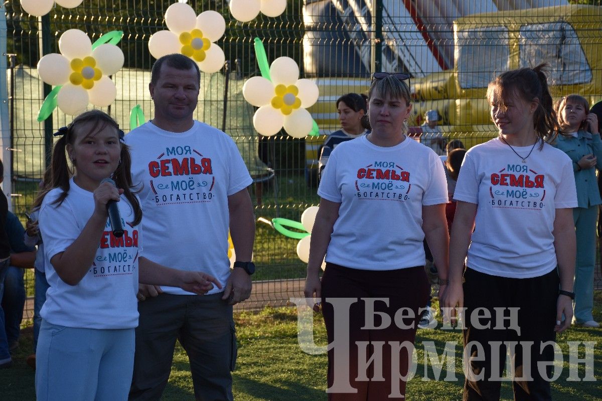 "ГаиләФЕСТ" фестивалендә Чирмешән гаиләләре осталыкларын күрсәтте (ФОТОРЕПОРТАЖ)