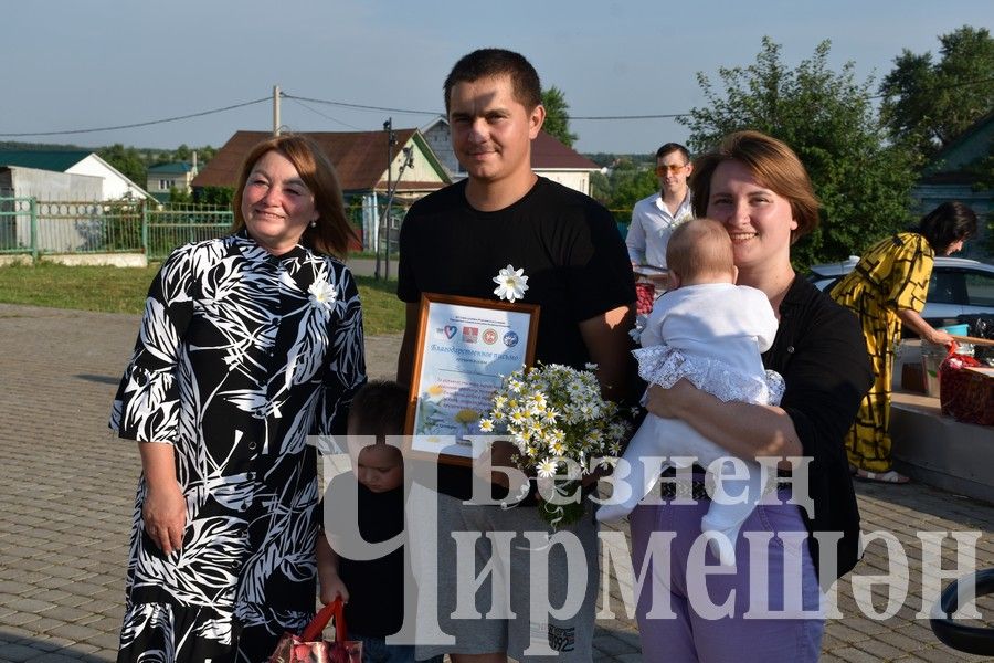 В Черемшане на празднике ко Дню семьи организовали мастер - классы (ФОТОРЕПОРТАЖ)