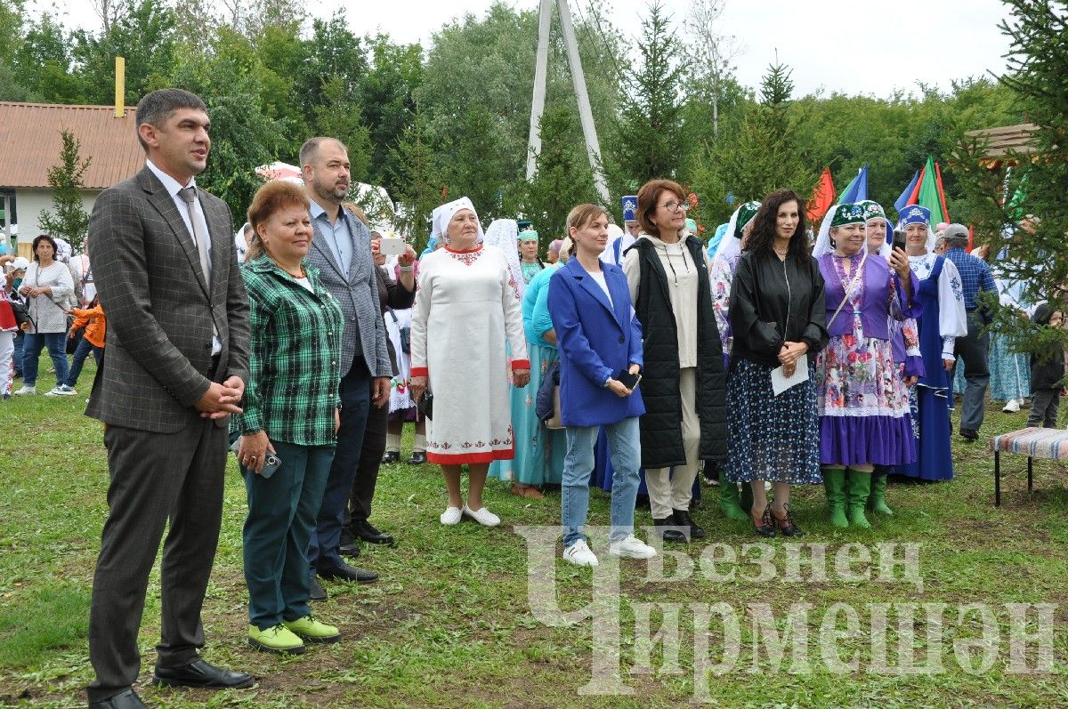 В Черемшане прошел межрегиональный фестиваль "Луковая долина" (ФОТОРЕПОРТАЖ)