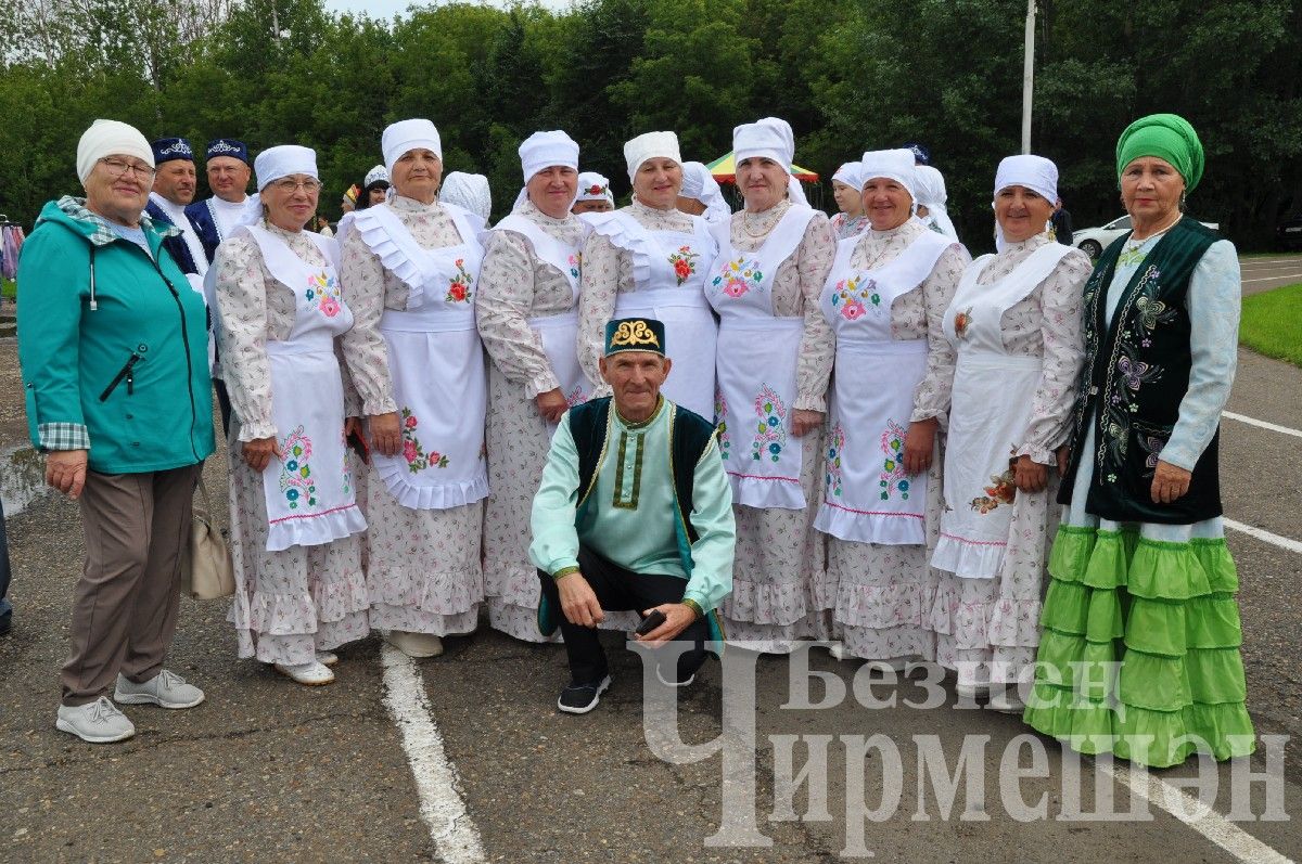 В Черемшане прошел межрегиональный фестиваль "Луковая долина" (ФОТОРЕПОРТАЖ)