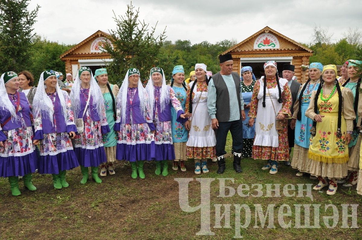 В Черемшане прошел межрегиональный фестиваль "Луковая долина" (ФОТОРЕПОРТАЖ)