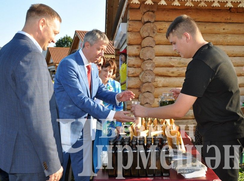 В Черемшане в один день отметили три праздника (ФОТОРЕПОРТАЖ)