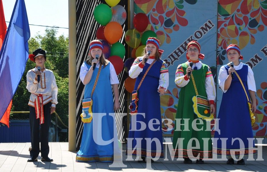 В Черемшане прошла ежегодная акция "Помоги собраться в школу" (ФОТОРЕПОРТАЖ)