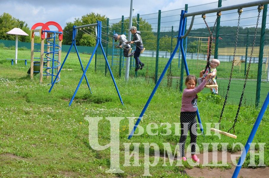 В Черемшанском детском лагере "Солнечный" работает третья смена (ФОТОРЕПОРТАЖ)