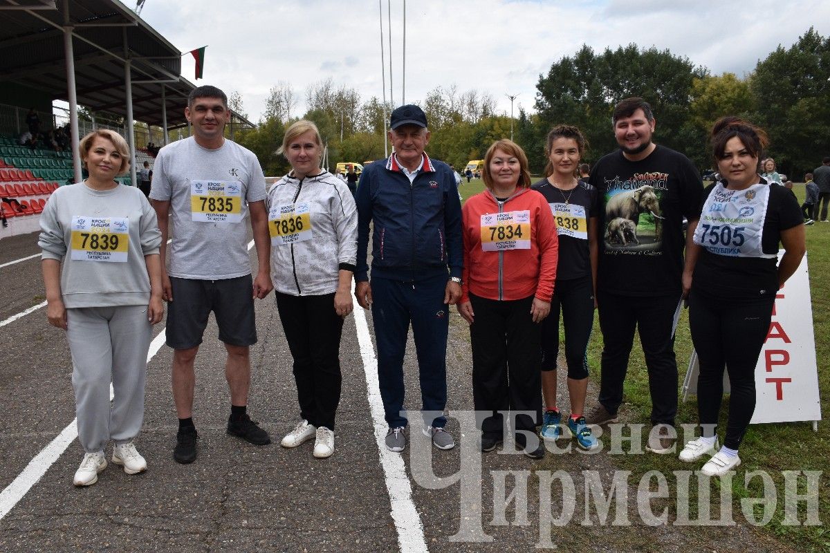 В Черемшане более 500 человек приняли участие в массовом забеге "Кросс Татарстана-2024"