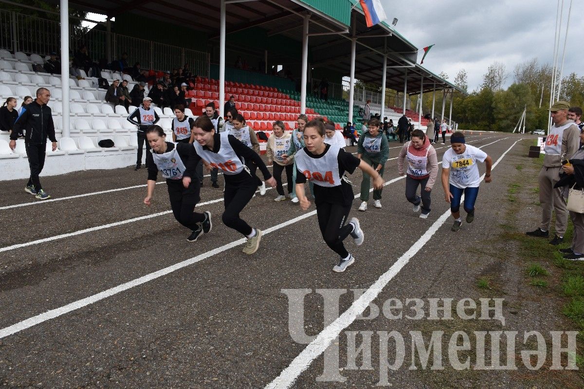 В Черемшане более 500 человек приняли участие в массовом забеге "Кросс Татарстана-2024"