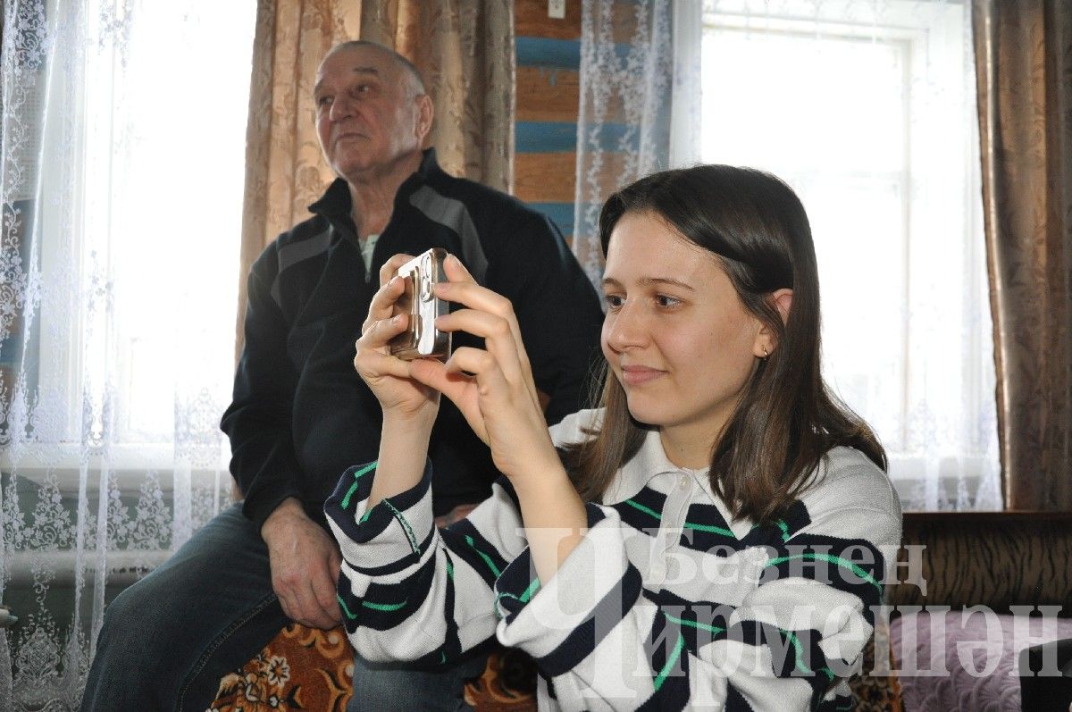 На юбилей Зинаиды Бочковой из Нового Ильмова пришли и артисты (ФОТОРЕПОРТАЖ)