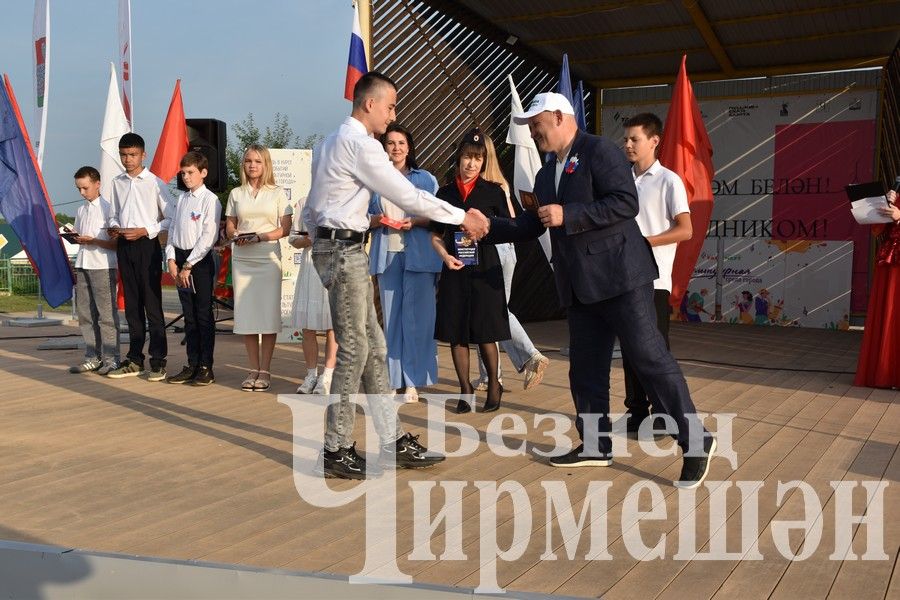 В Черемшане прошли торжественные мероприятия по случаю Дня России (ФОТОРЕПОРТАЖ)