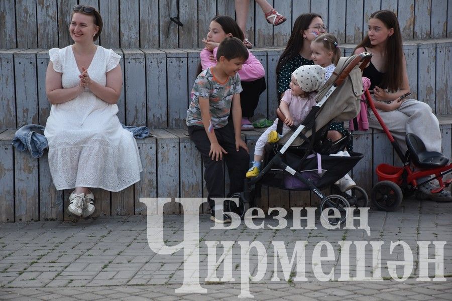 В Черемшане прошли торжественные мероприятия по случаю Дня России (ФОТОРЕПОРТАЖ)