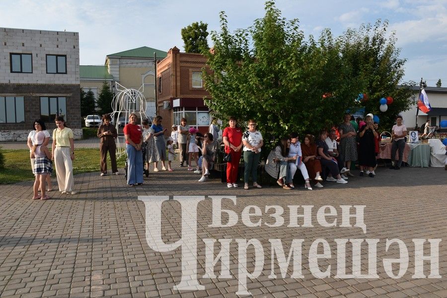 В Черемшане прошли торжественные мероприятия по случаю Дня России (ФОТОРЕПОРТАЖ)
