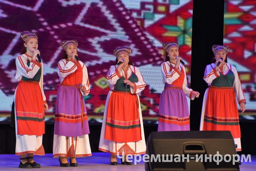 Чирмешәндә мордва яшьләренең республика форумы узды (ФОТОРЕПОРТАЖ)