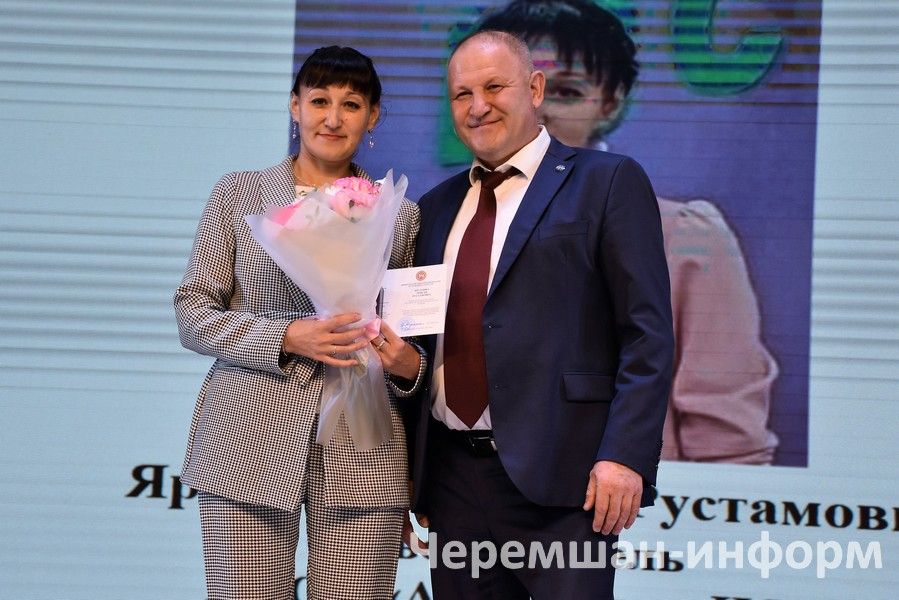 Чирмешәндә Укытучылар көненә багышланган бәйрәм узды (ФОТОРЕПОРТАЖ)