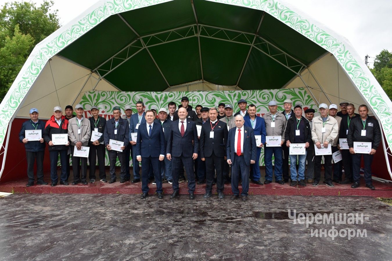 Сабантуй в Черемшане 2026 - награждение передовиков (ФОТОРЕПОРТАЖ)