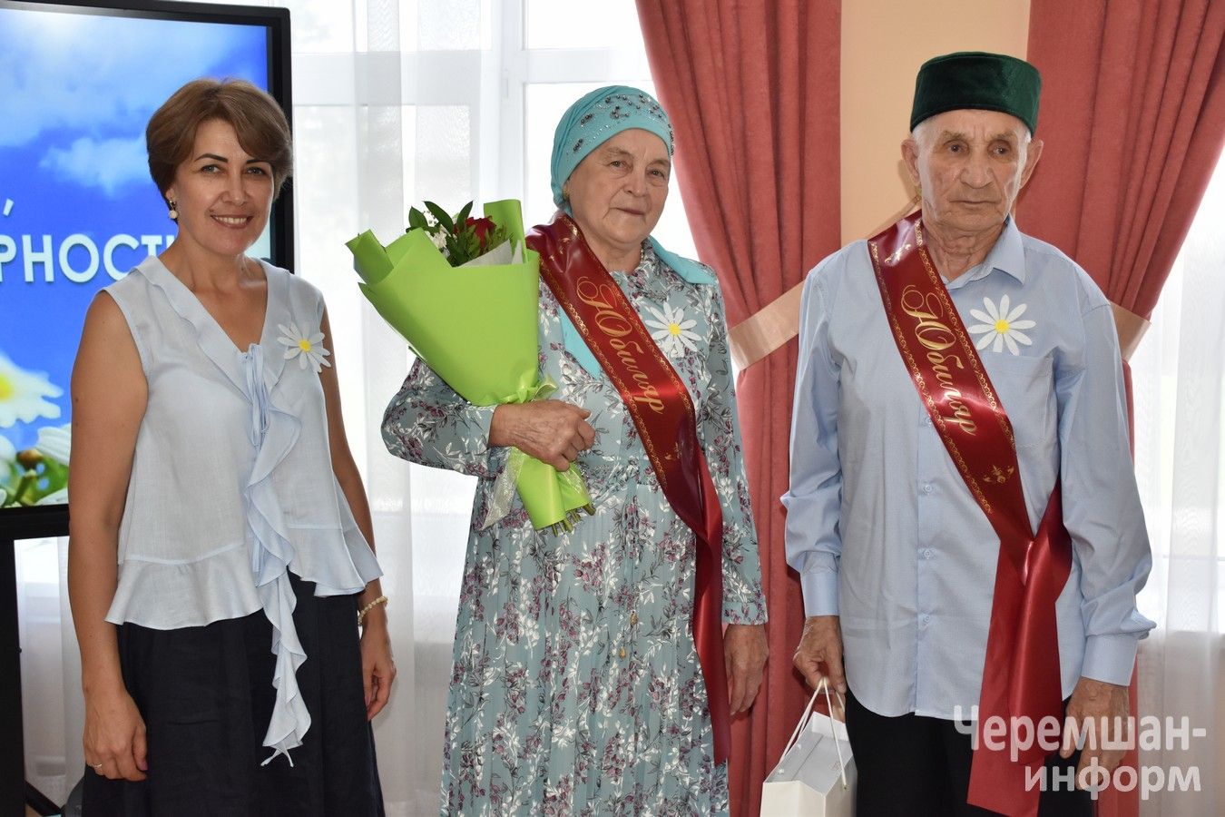 Чирмешәндә 50, 55, 60, 65 ел гомер итән гаиләләрне хөрмәтләделәр (ФОТОРЕПОРТАЖ)