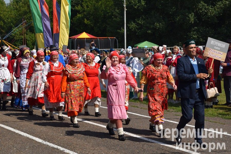 Чирмешәндә дүртенче тапкыр "Суган даласы" төбәкара фестивале үтте