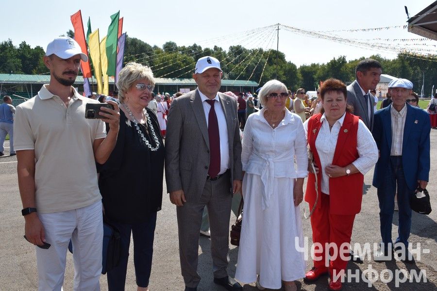 Чирмешәндә дүртенче тапкыр "Суган даласы" төбәкара фестивале үтте