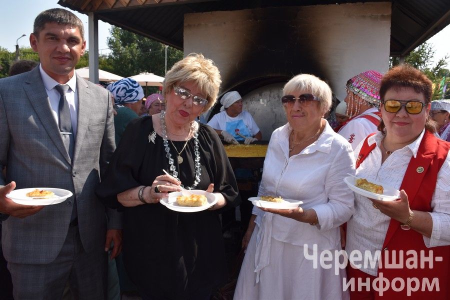 Чирмешәндә дүртенче тапкыр "Суган даласы" төбәкара фестивале үтте