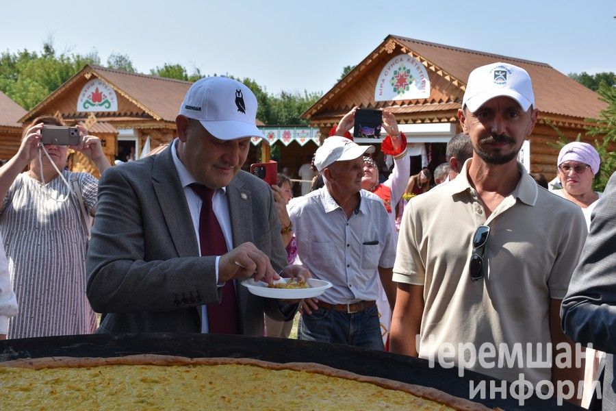 Чирмешәндә дүртенче тапкыр "Суган даласы" төбәкара фестивале үтте